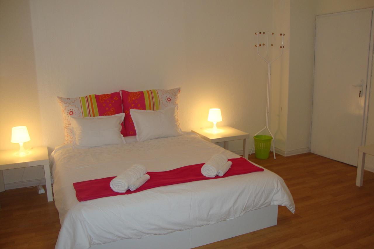 Guest Rooms Colours Kazanłyk Zewnętrze zdjęcie
