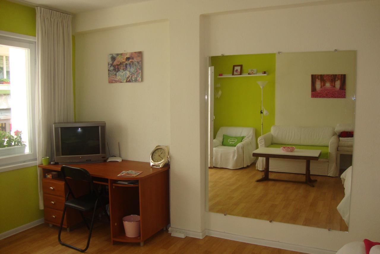 Guest Rooms Colours Kazanłyk Zewnętrze zdjęcie